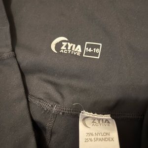 Zyia black leggings